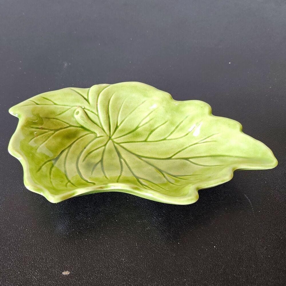 Vintage Mid Century Green Ceramic Leaf Dish Catchall Tray Hand Marked 7.5"